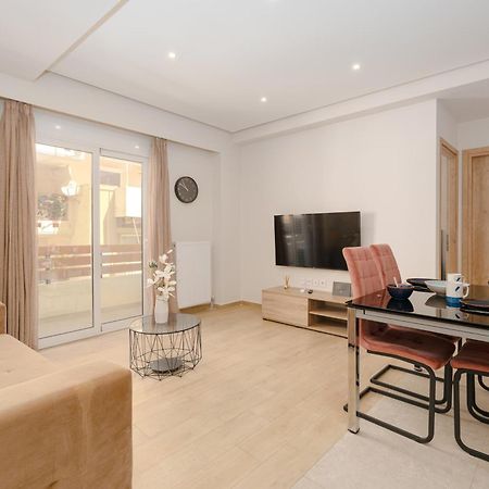 Chic Apartment Near Acropolis Athen Exterior foto