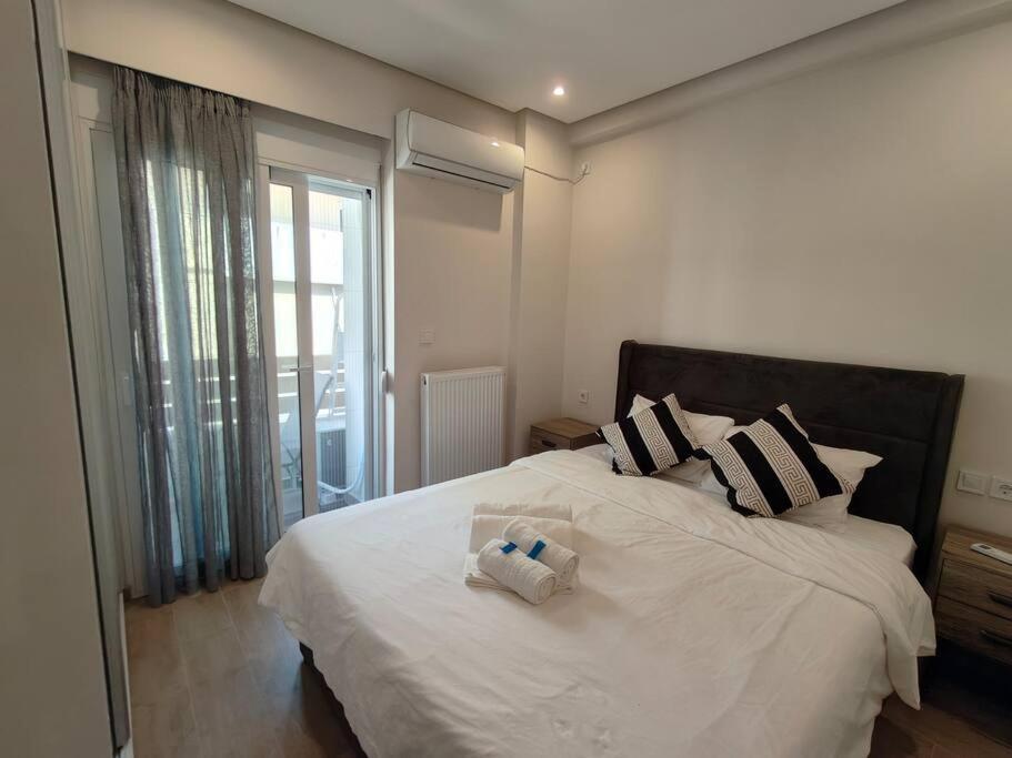 Chic Apartment Near Acropolis Athen Exterior foto